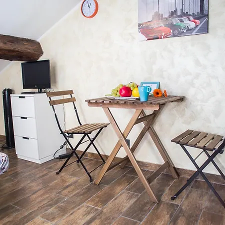 Correggio Apartment Milan